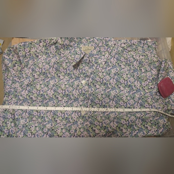 LL Bean Floral Stretch Blouse - Picture 5 of 9